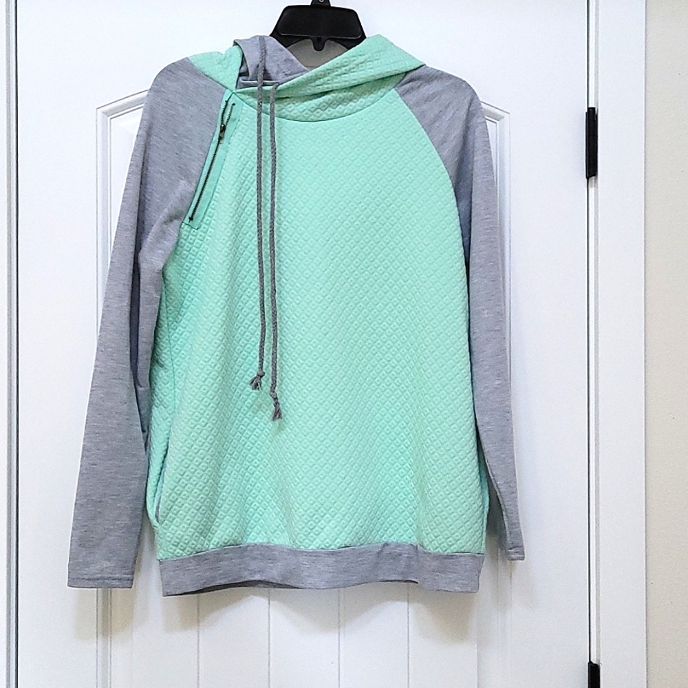 Sea Foam Green Sweatshirt